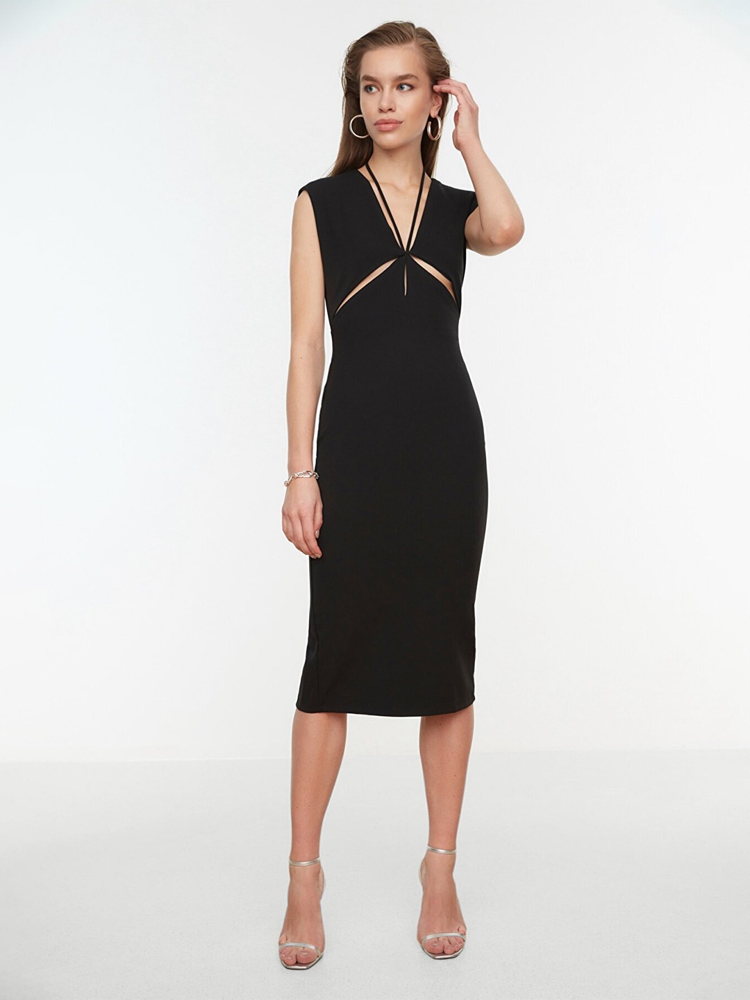 

Trendyol Black Sheath Dress