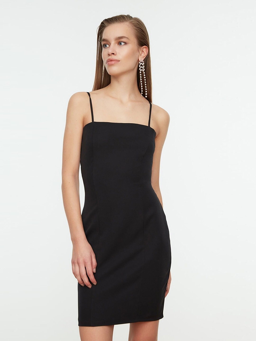 

Trendyol Black Solid Sheath Dress