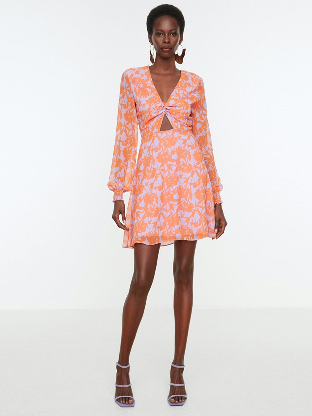 

Trendyol Coral Floral Dress