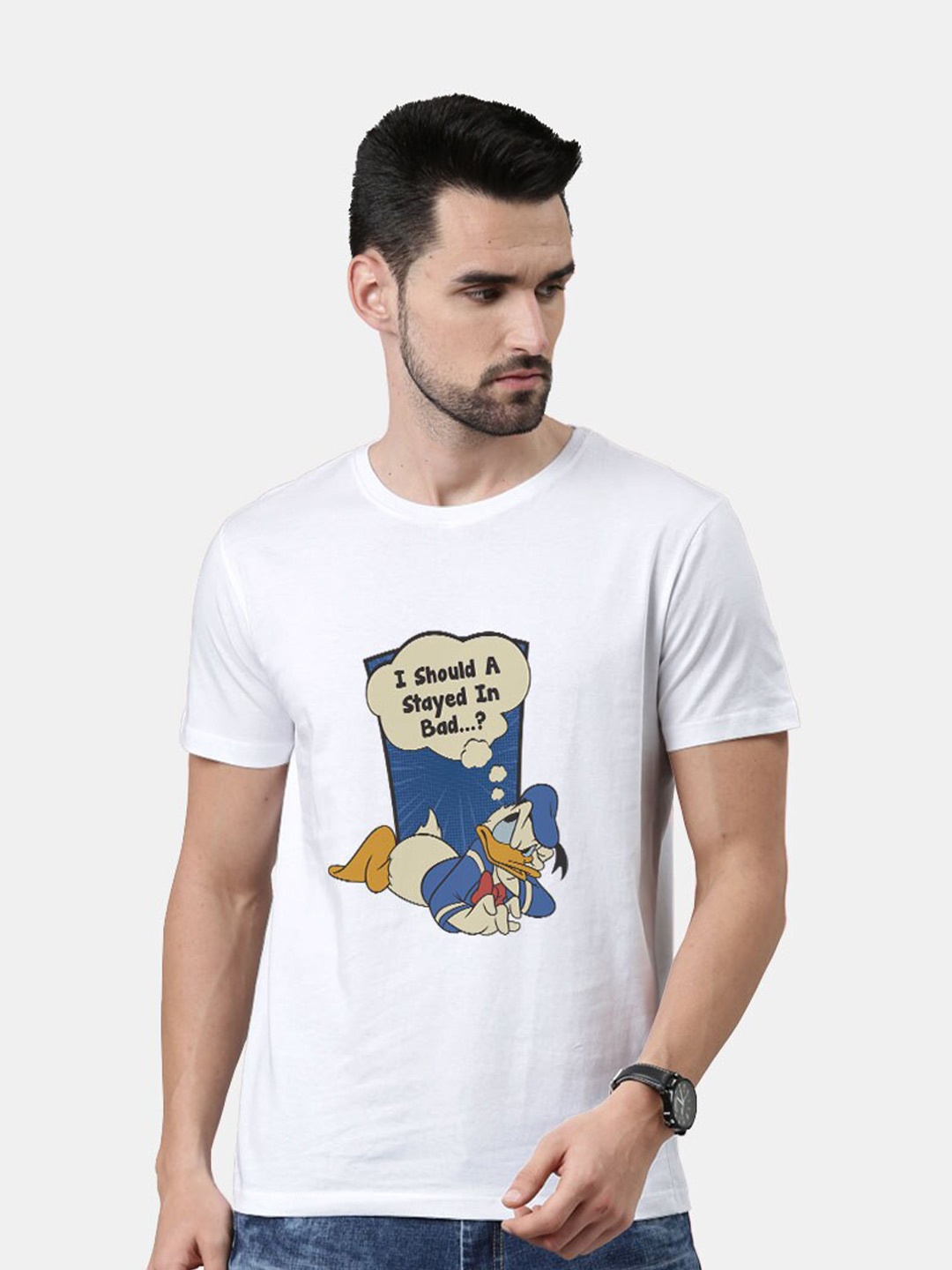 

macmerise Men White Printed Bio Finish Applique T-shirt