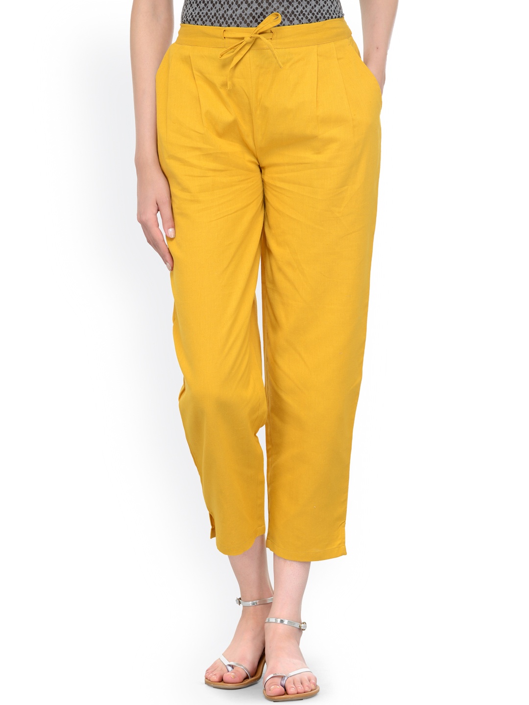 

Bitterlime Women Mustard Yellow Relaxed Regular Fit Printed Peg Trousers