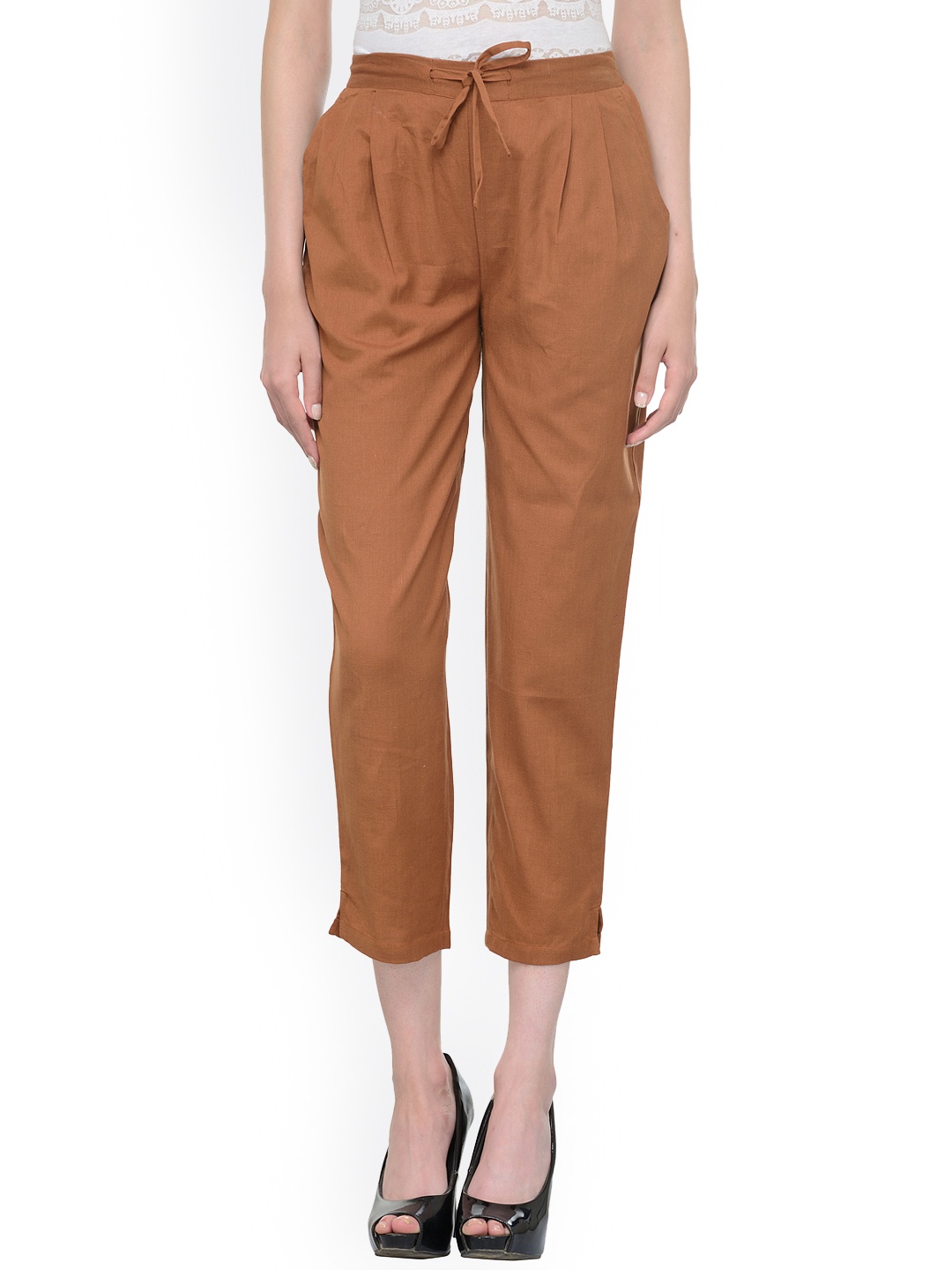 

Bitterlime Women Brown Relaxed Fit Solid Peg Trousers