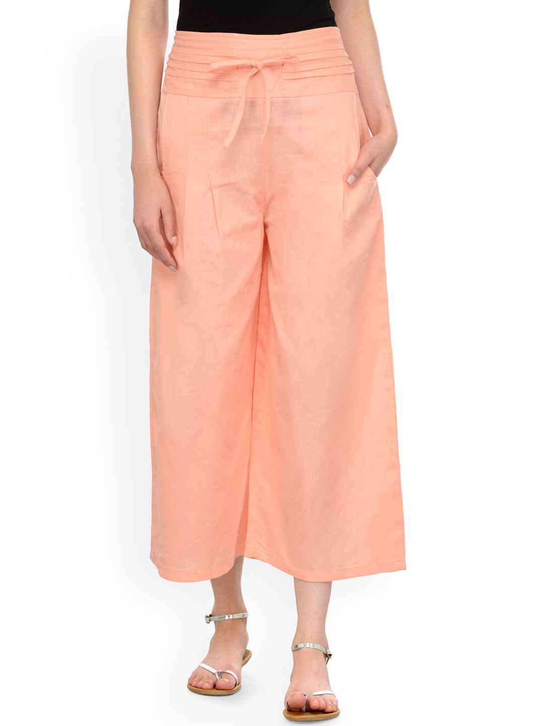 

Bitterlime Women Peach-Coloured Relaxed Regular Fit Solid Culottes