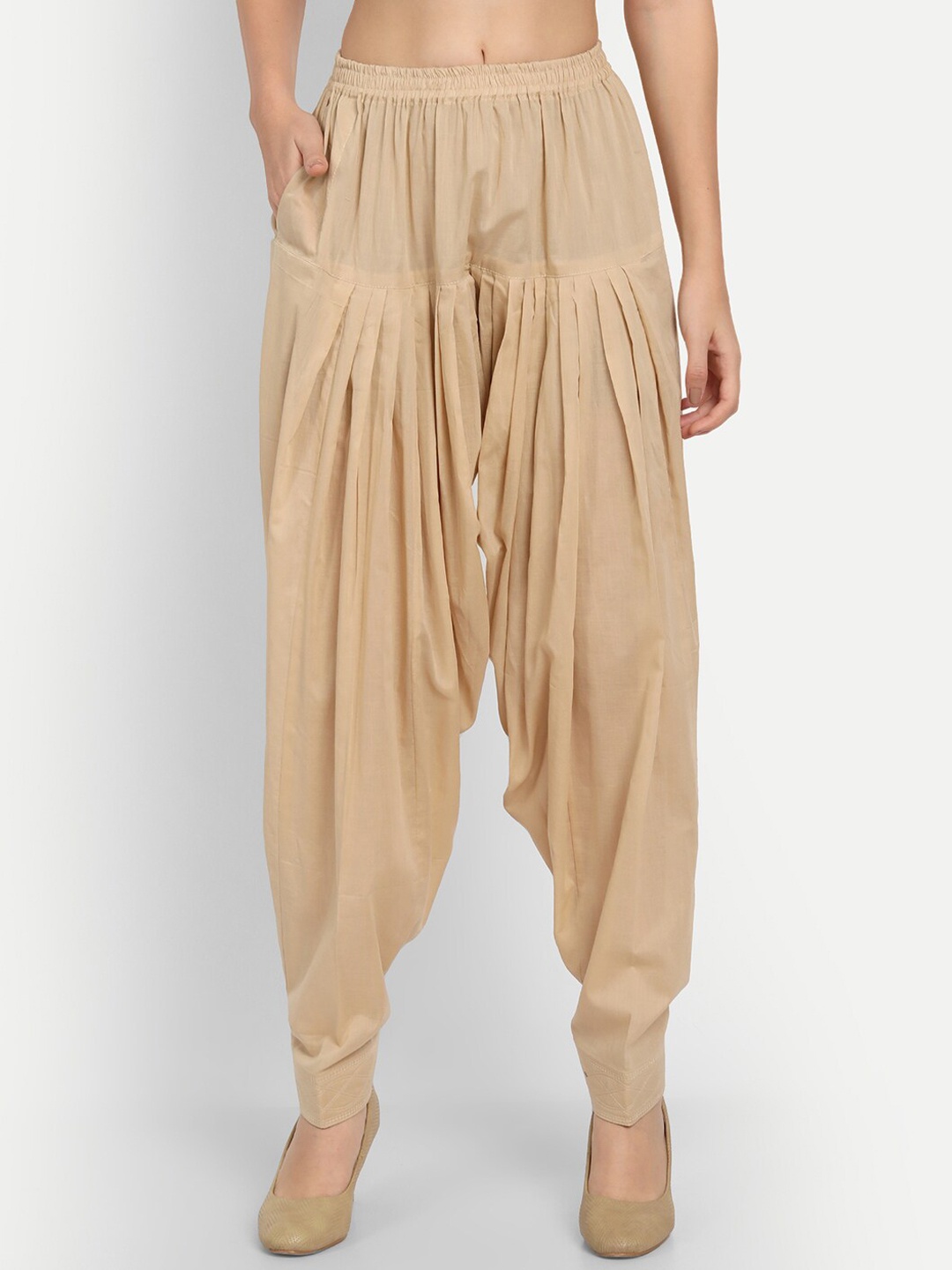 

APELLA Women Beige Solid Pure cotton Salwar