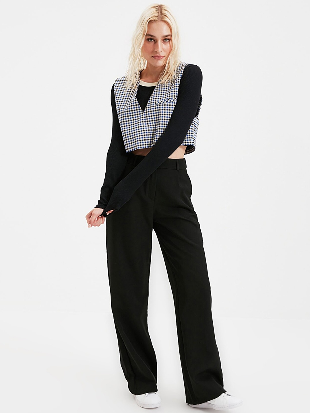 

Trendyol Women Black Parallel Trousers