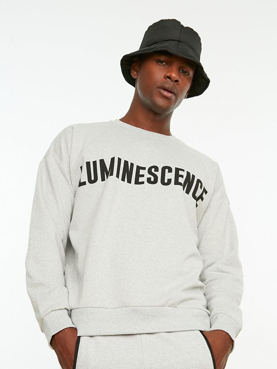

Trendyol Men Grey Printed Sweatshirt