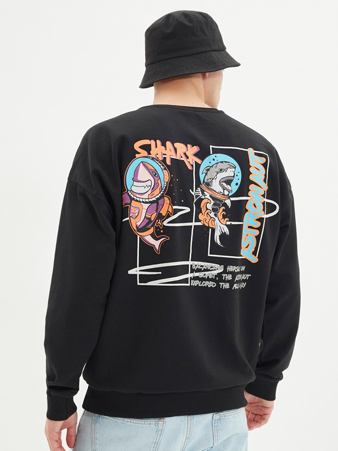 

Trendyol Men Black Printed Sweatshirt