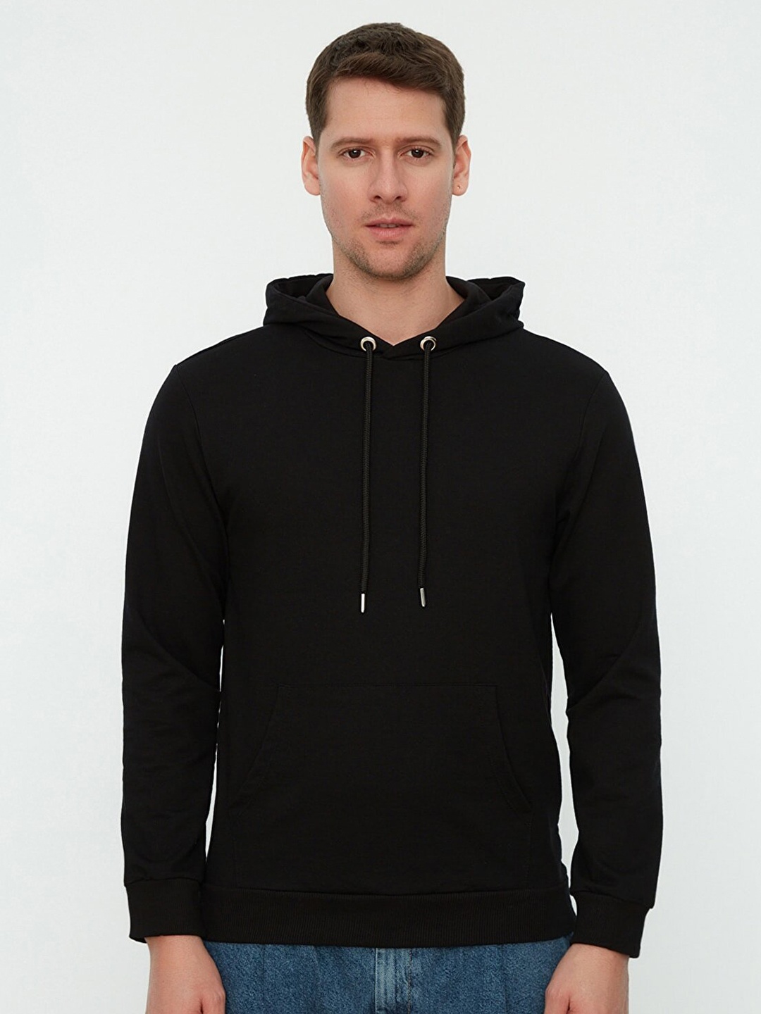 

Trendyol Men Black Solid Hooded Sweatshirt