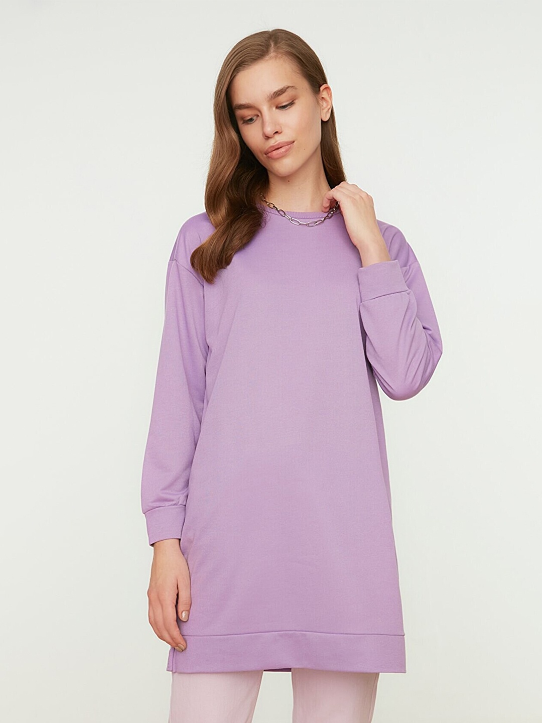 

Trendyol Women Purple Solid Longline Sweatshirt