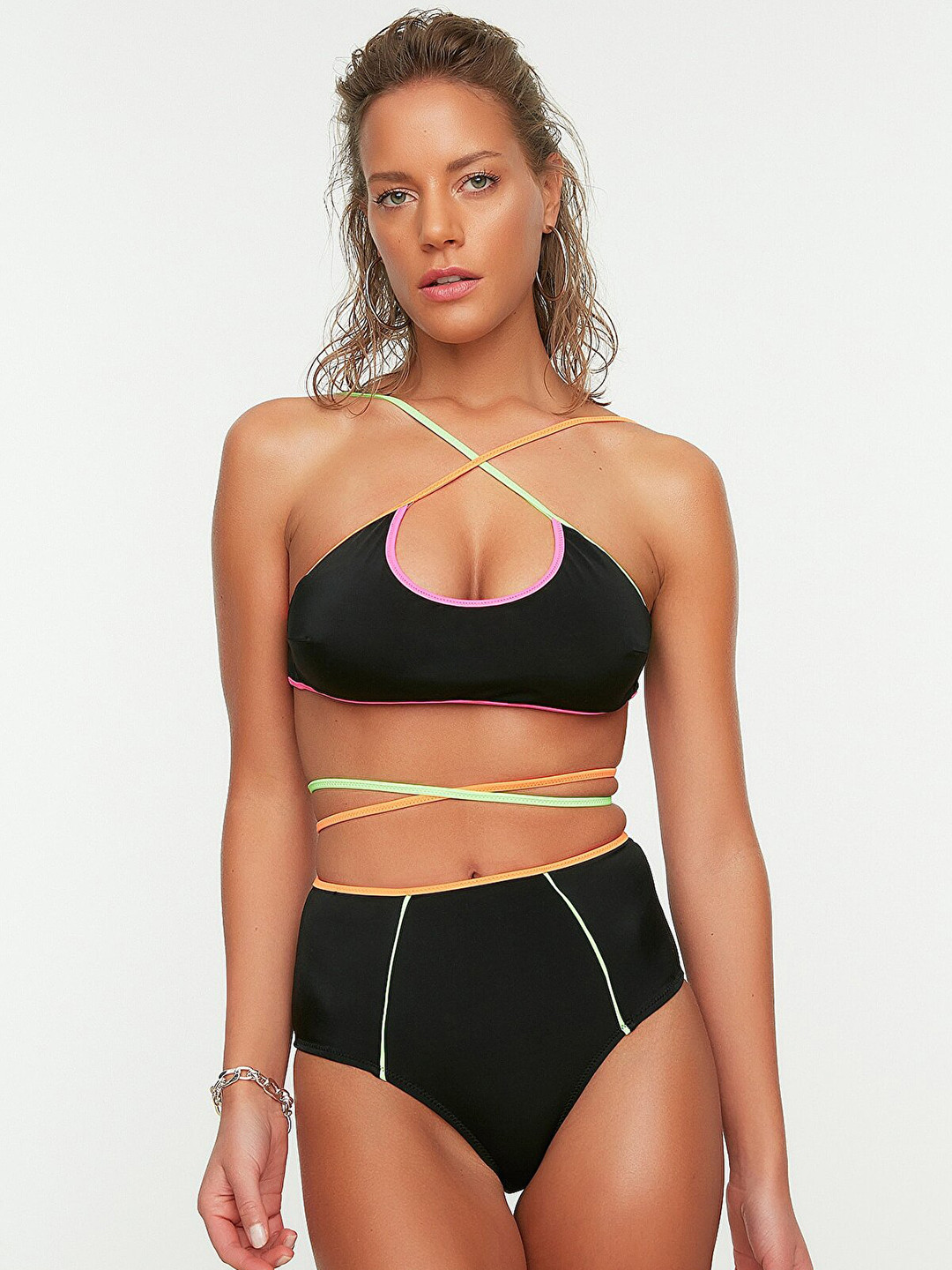 

Trendyol Women Black Solid Hipster Swim Bottom