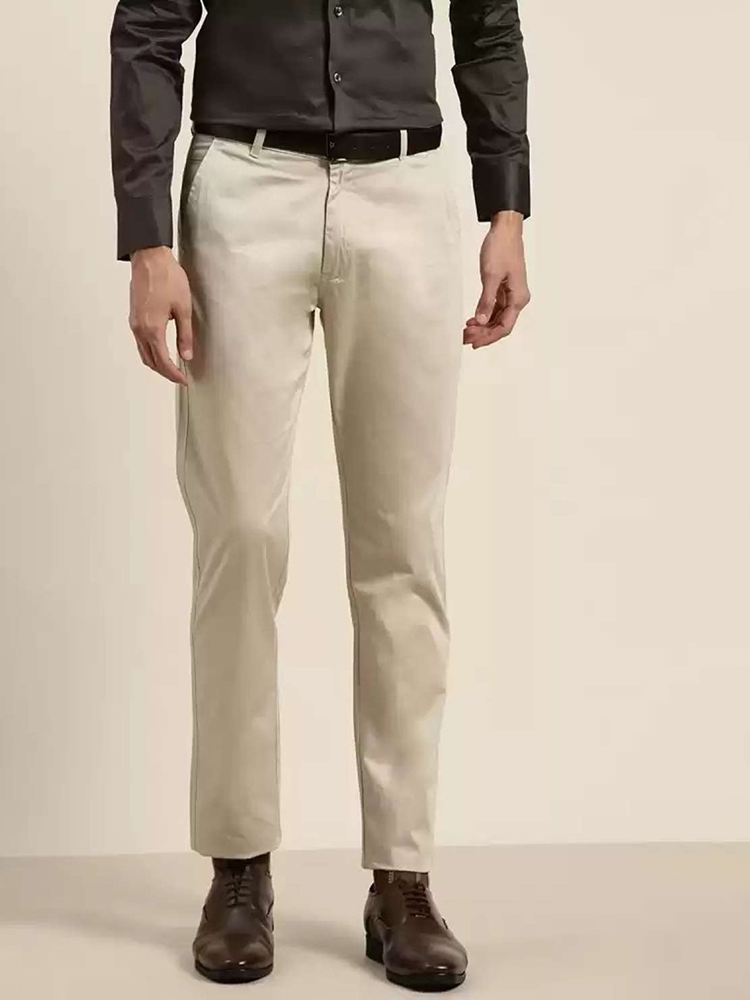 

Hancock Men Beige Slim Fit Chinos Trousers