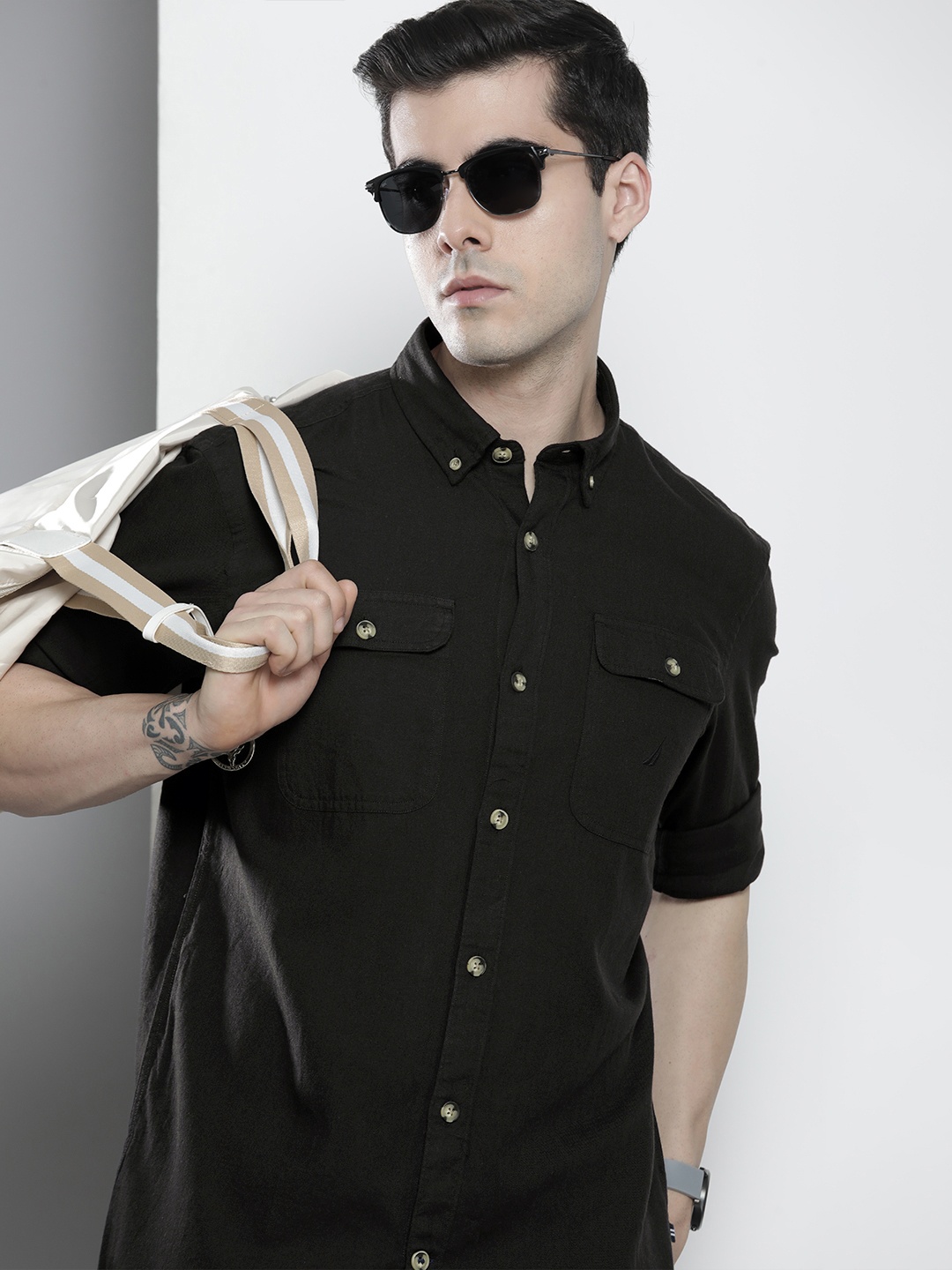 

Nautica Men Black Solid Pure Cotton Classic Casual Shirt