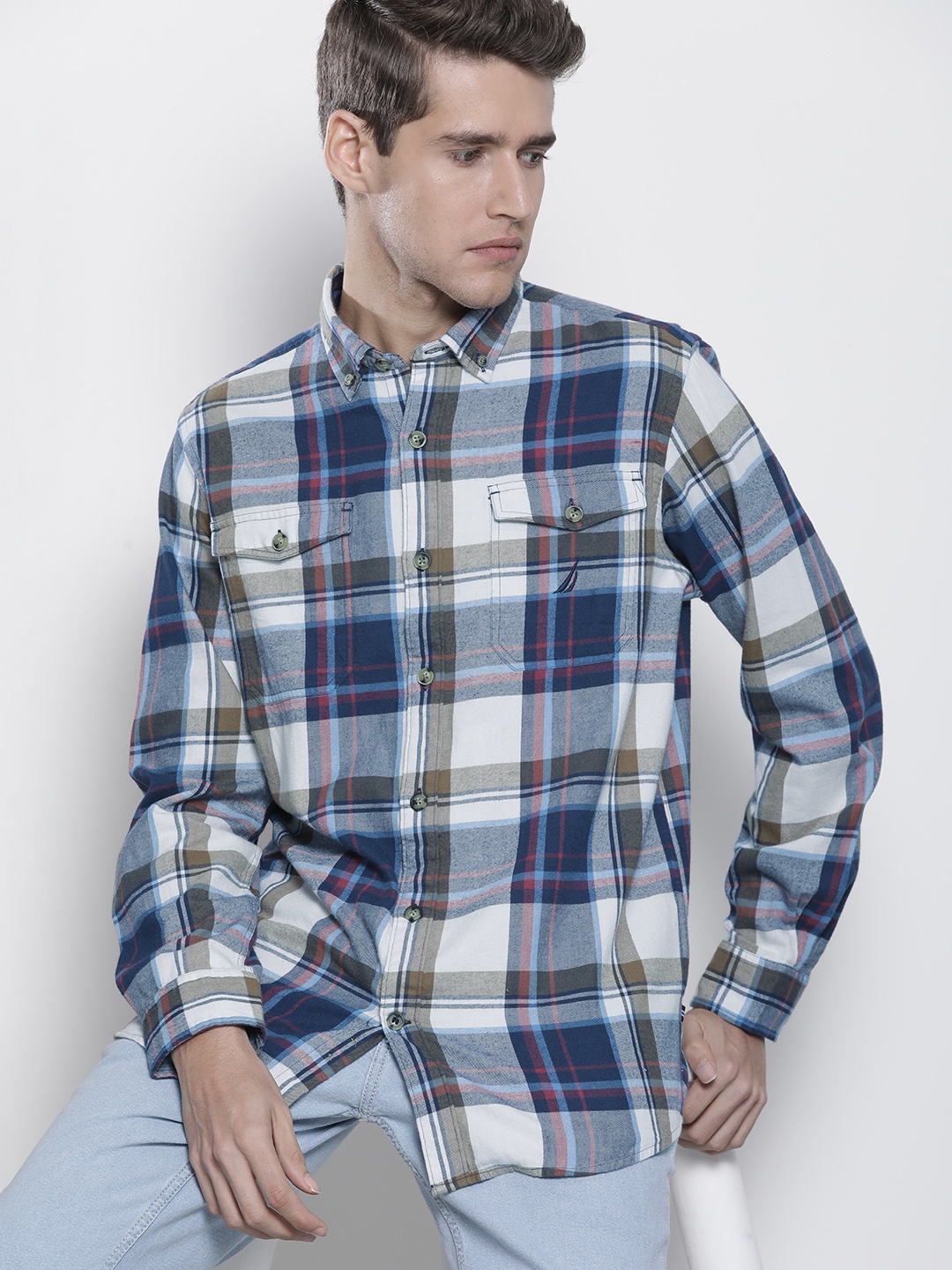 

Nautica Men Blue And White Classic Fit Tartan Checked Pure Cotton Casual Shirt