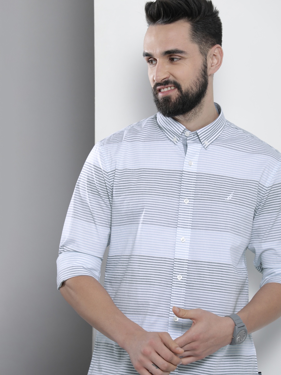 

Nautica Men Blue Slim Fit Multi Stripes Opaque Stretchable Casual Shirt