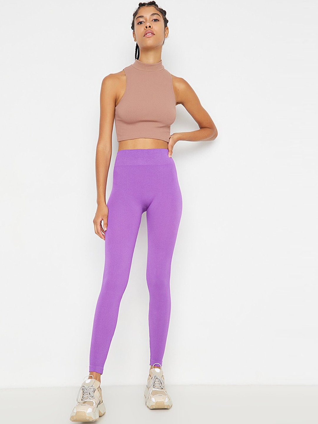 

Trendyol Women Purple Solid Tights