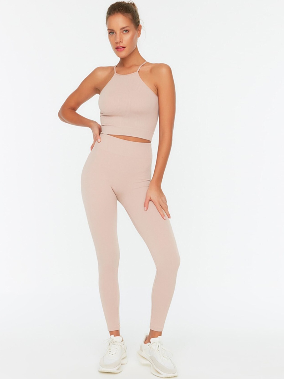 

Trendyol Women Rose-Pink Solid Tights