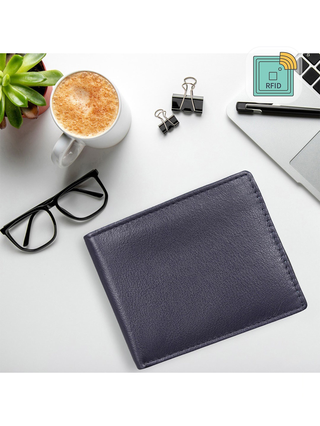 

TEAM 11 Men Blue Leather Two Fold Wallet