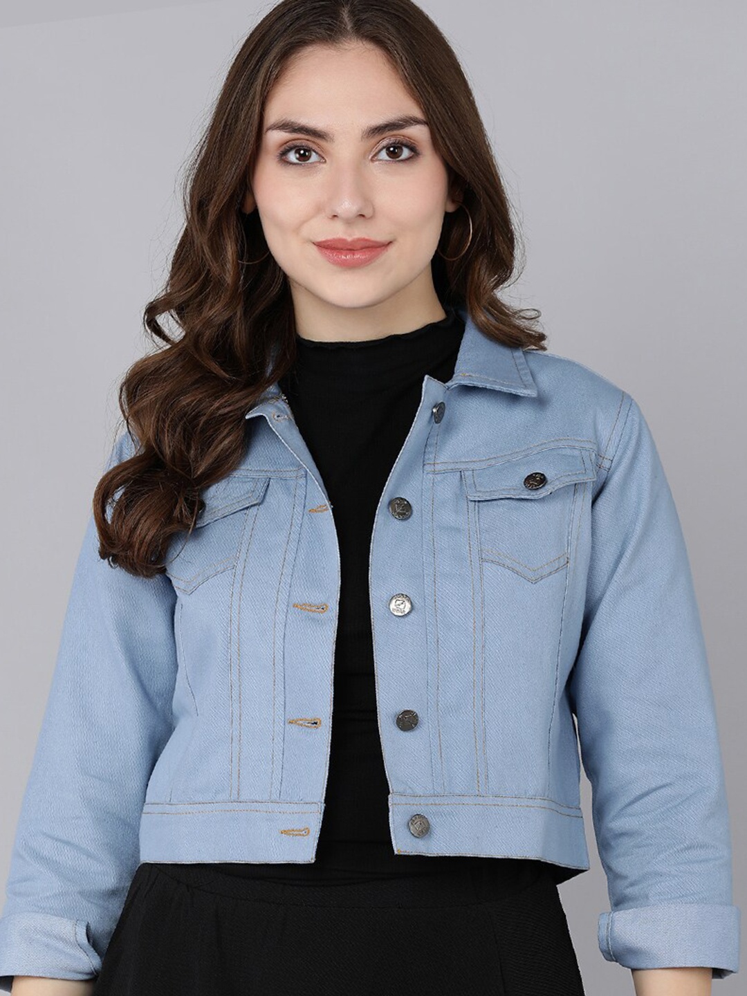 

MONTREZ Women Blue Washed Crop Denim Jacket