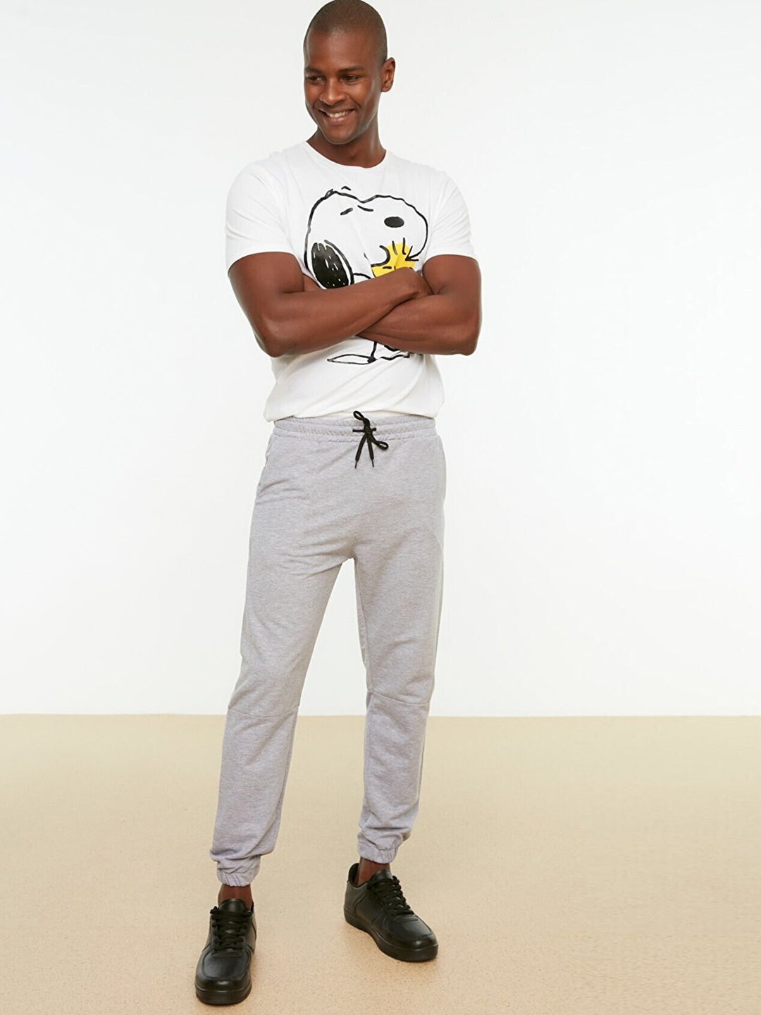 

Trendyol Men Grey Solid Joggers