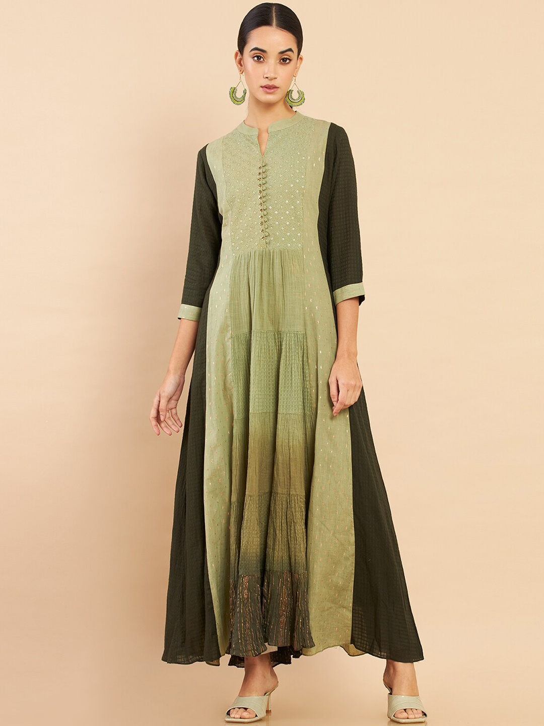 

Soch Women Green Geometric Embroidered Sequins Work Anarkali Kurta