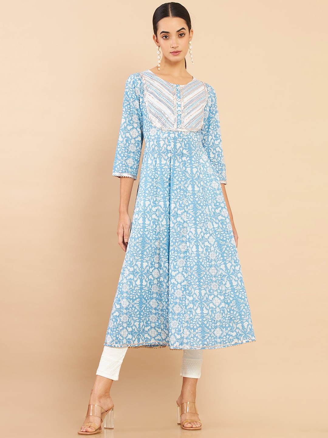 

Soch Women Blue & White Floral Printed Anarkali Kurta