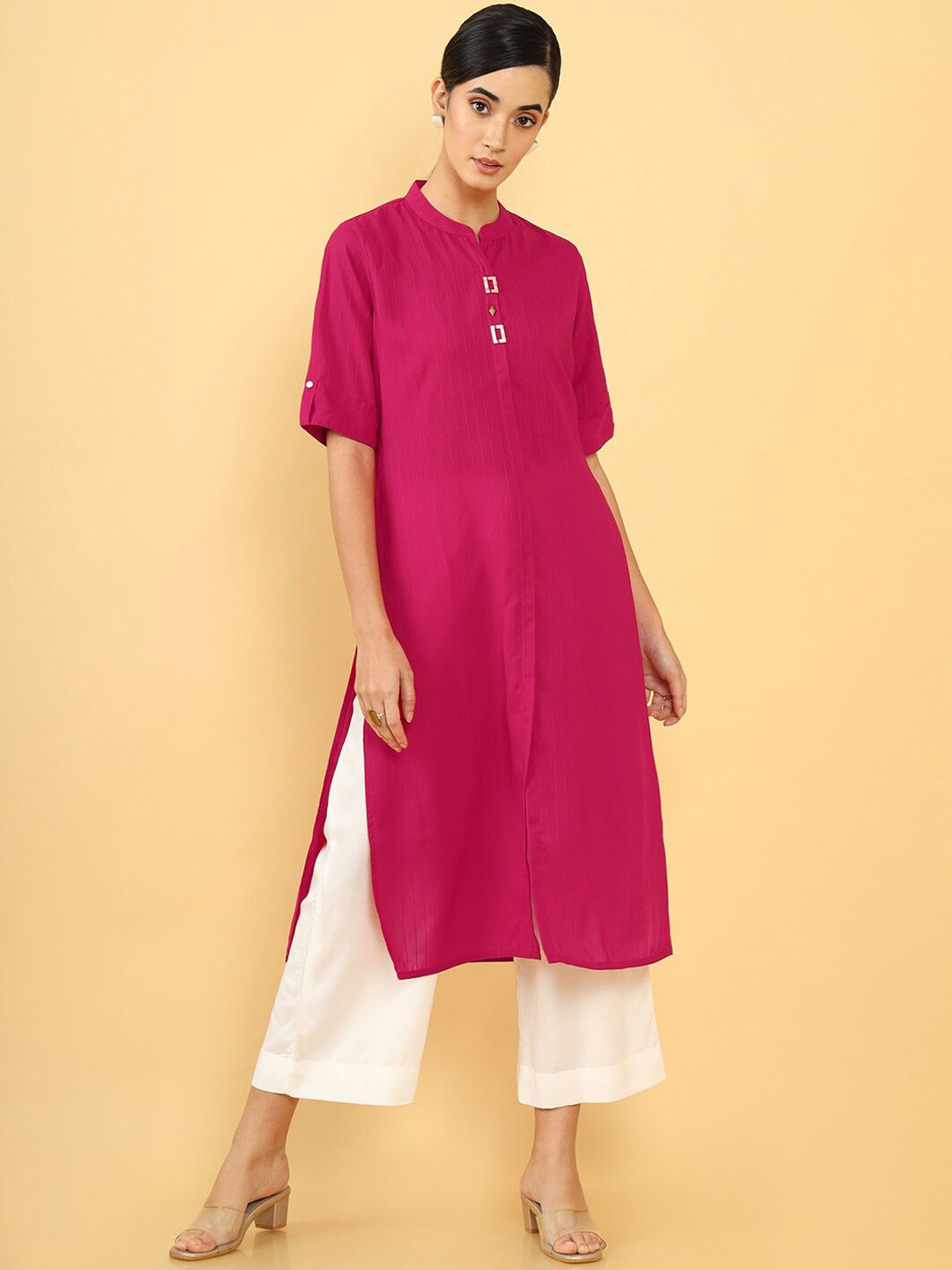 

Soch Women Fuchsia Striped Straight Kurta