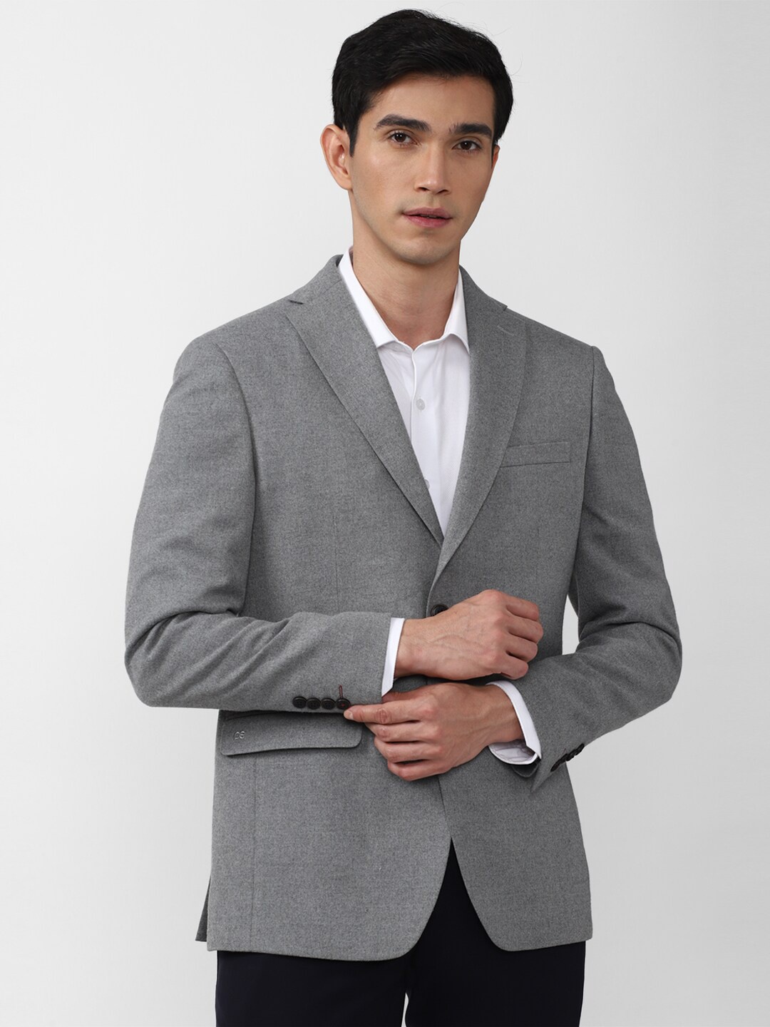 

Peter England Elite Men Grey Solid Slim-Fit Single Breasted Formal Blazer