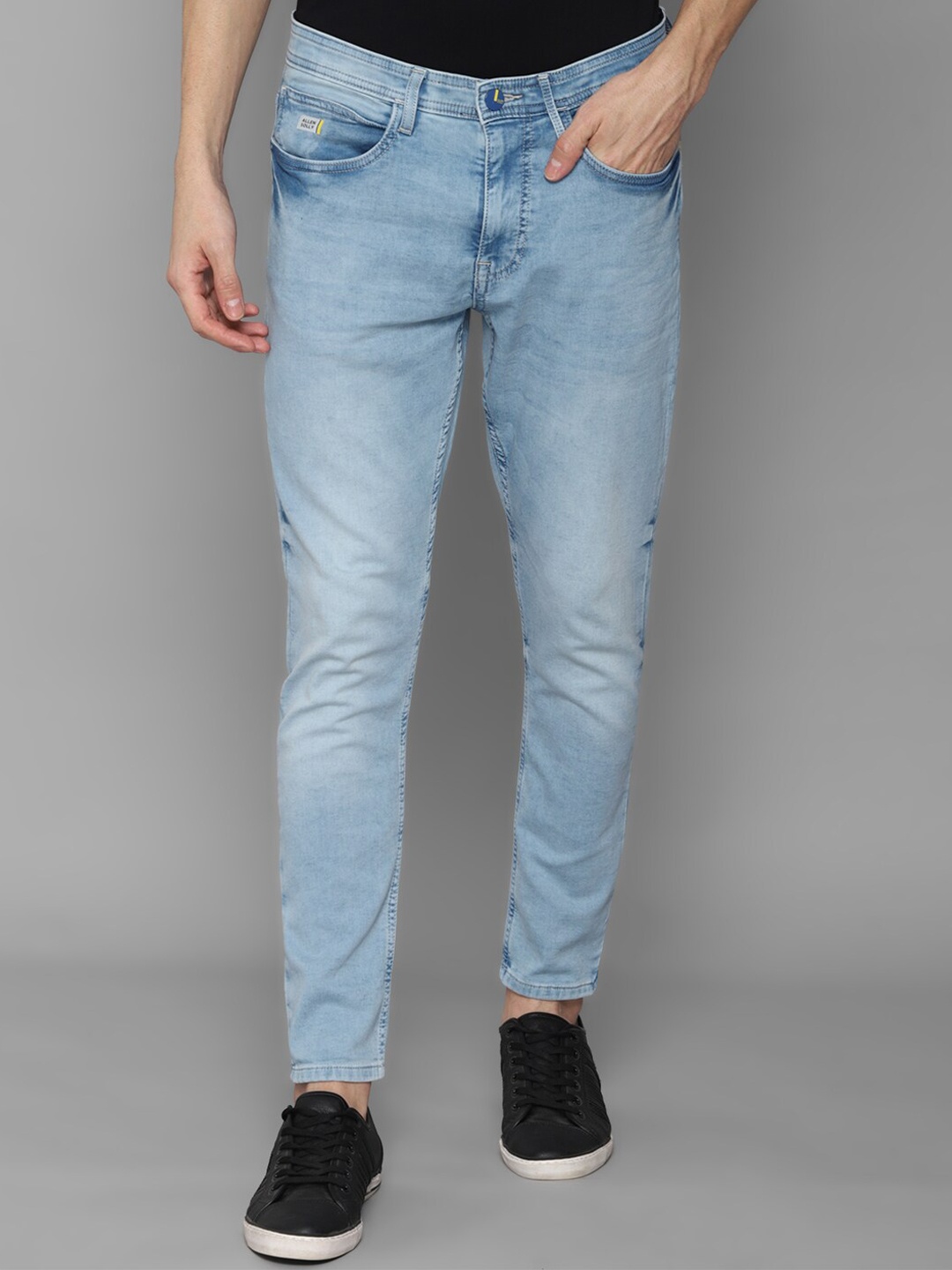 

Allen Solly Sport Men Blue Skinny Fit Heavy Fade Jeans