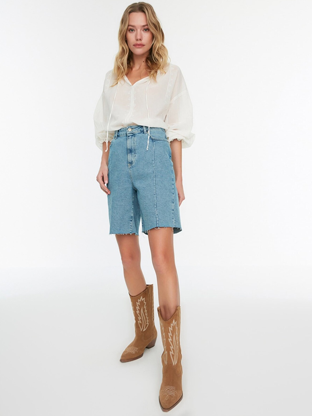 

Trendyol Women Blue Denim Shorts