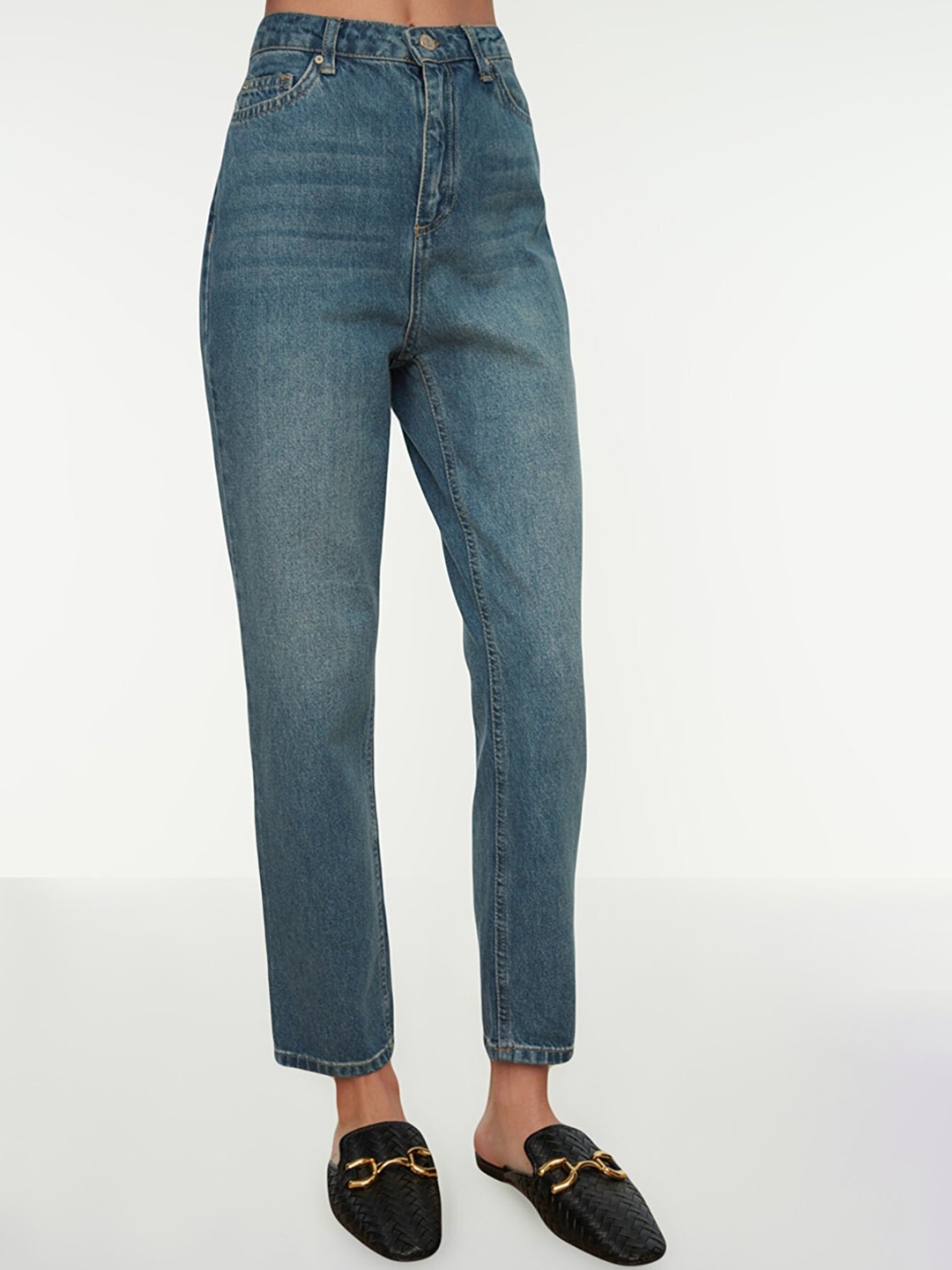 

Trendyol Women Blue High-Rise Light Fade Jeans
