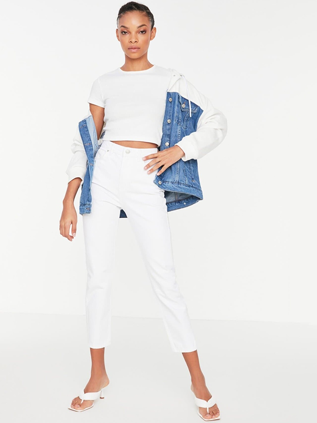

Trendyol Women White Solid Jeans