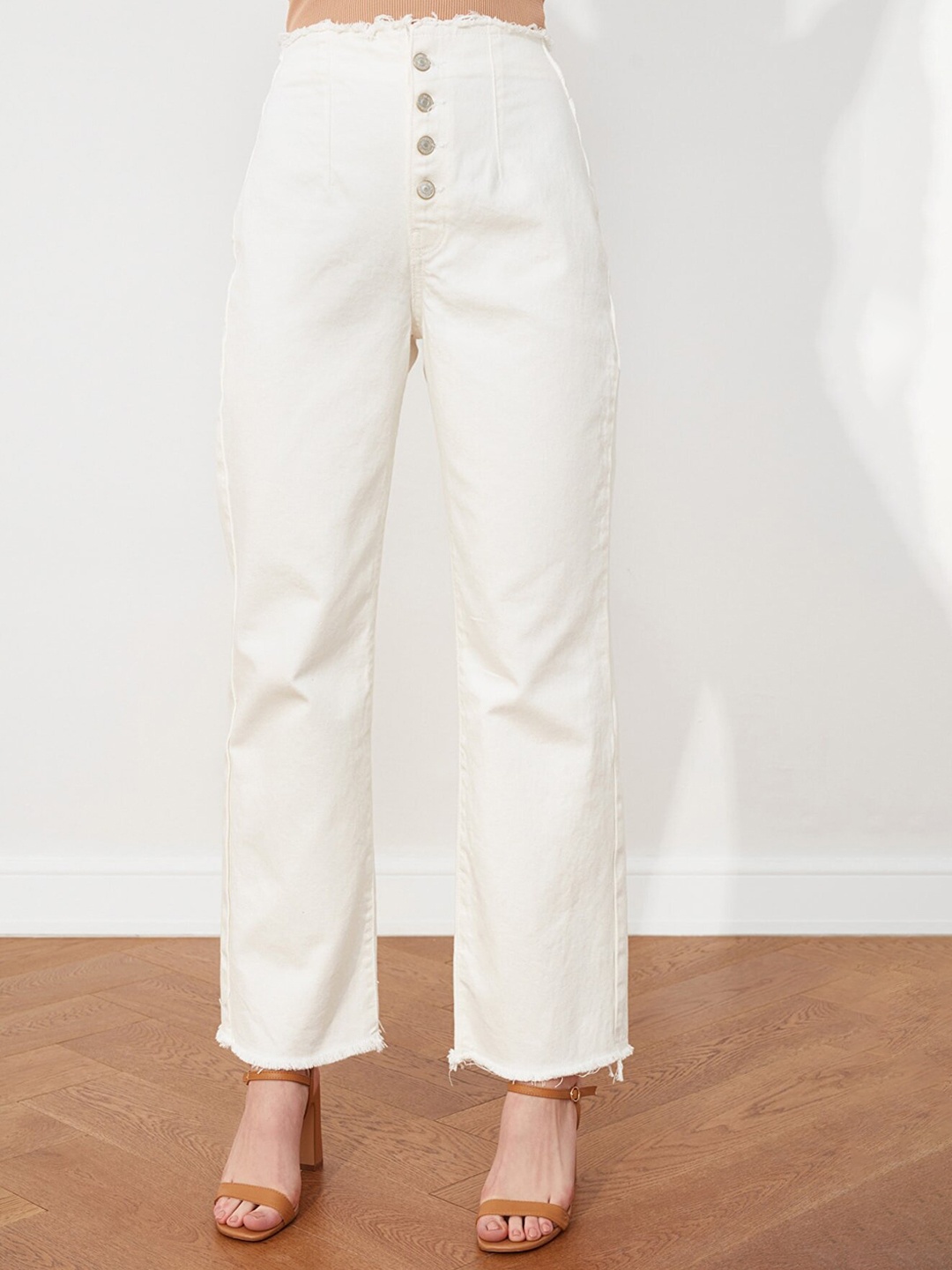 

Trendyol Women White Low Distress Jeans