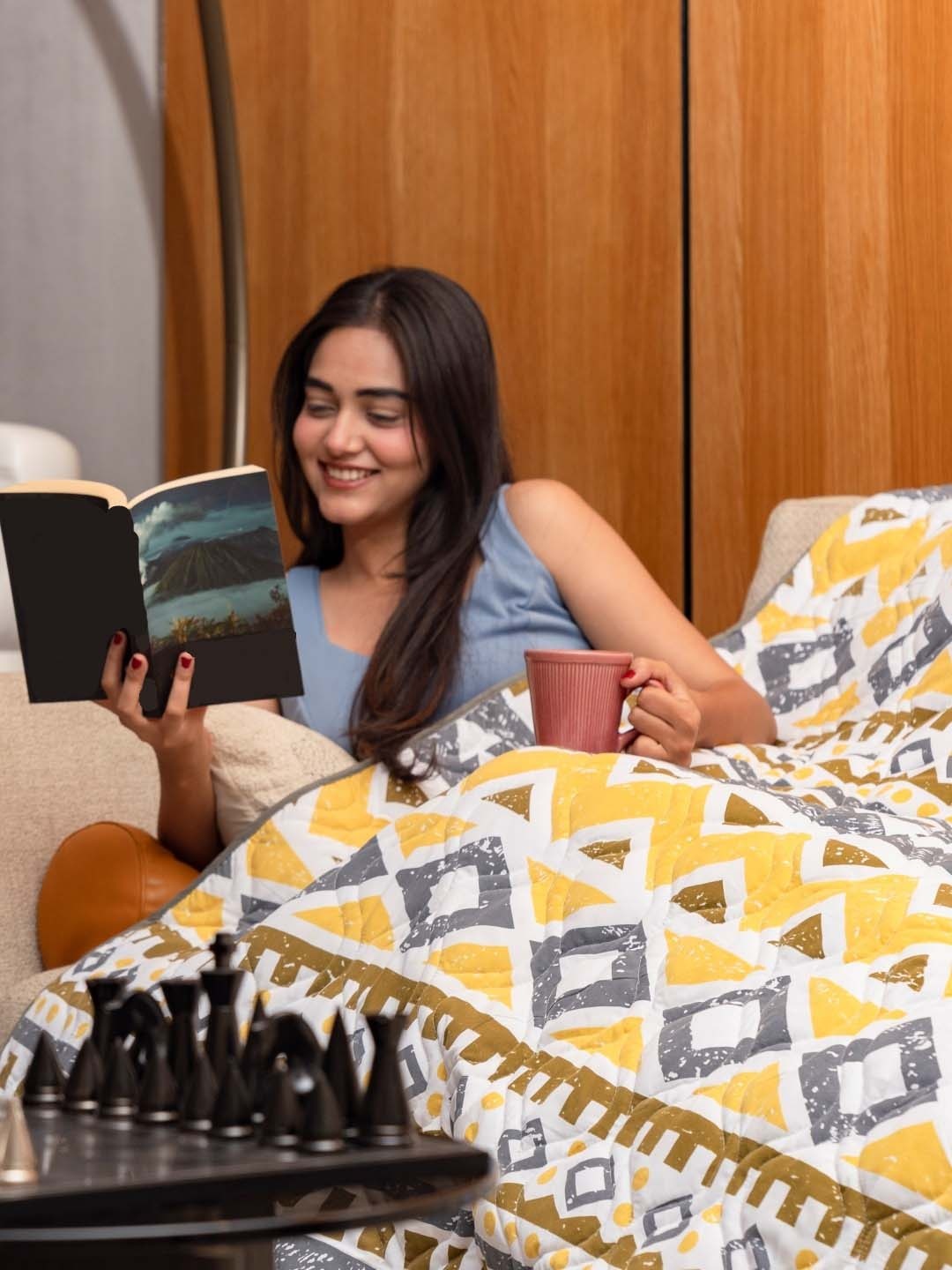 

URBAN SPACE Yellow & Blue Geometric AC Room Single Bed Blanket
