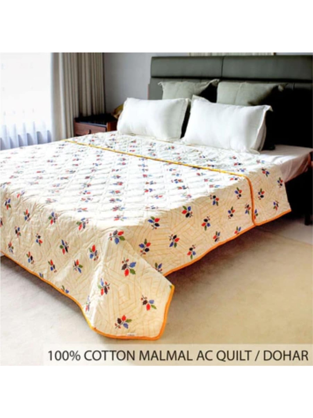

URBAN SPACE Beige & Red Floral AC Room 300 GSM Double Bed Comforter