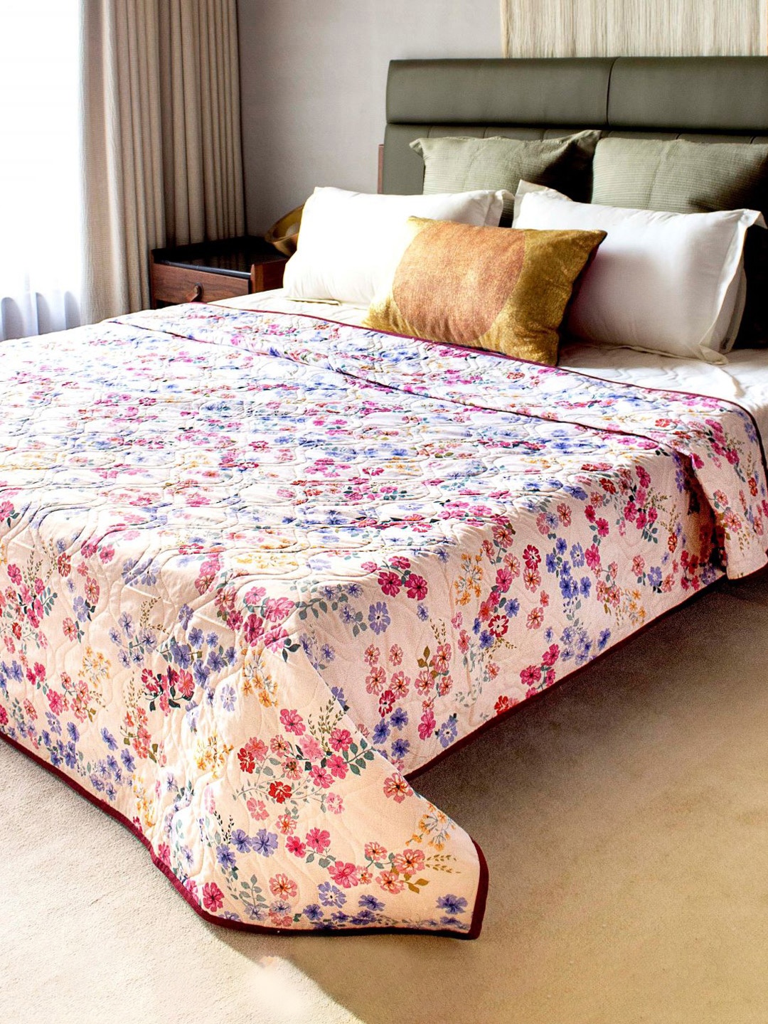 

URBAN SPACE Floral Print AC Room Cotton Double Bed Blanket, Pink