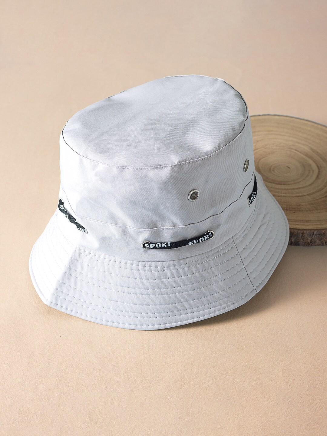 

Golden Peacock Men Off White Solid Pure Cotton Adjustable & Foldable Bucket Hat