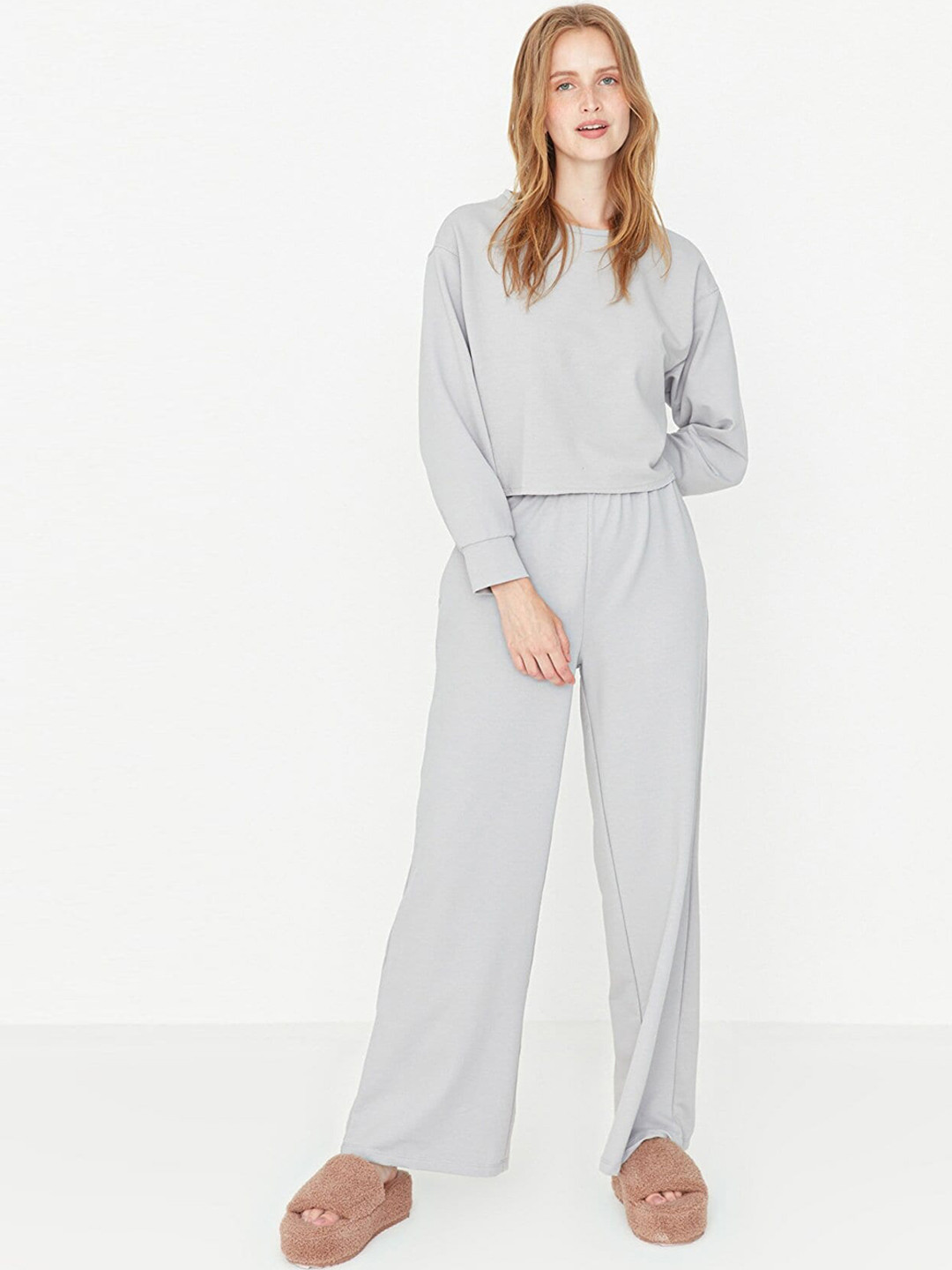 

Trendyol Women Grey Solid Co-Ords