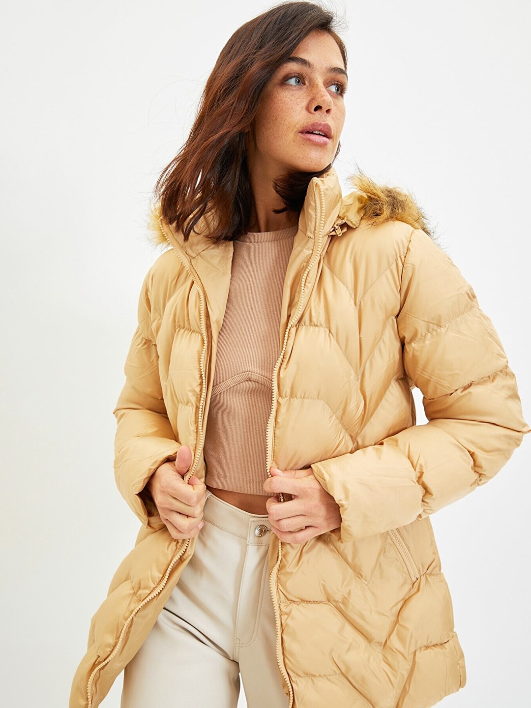 

Trendyol Women Brown Longline Puffer Jacket