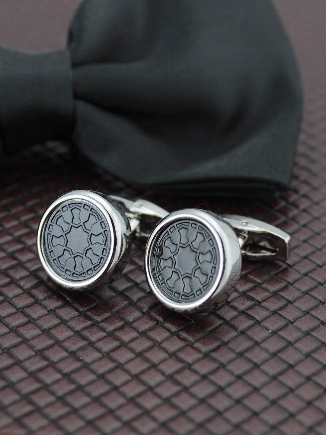 

Kavove Men Black & Silver-Toned Cufflinks