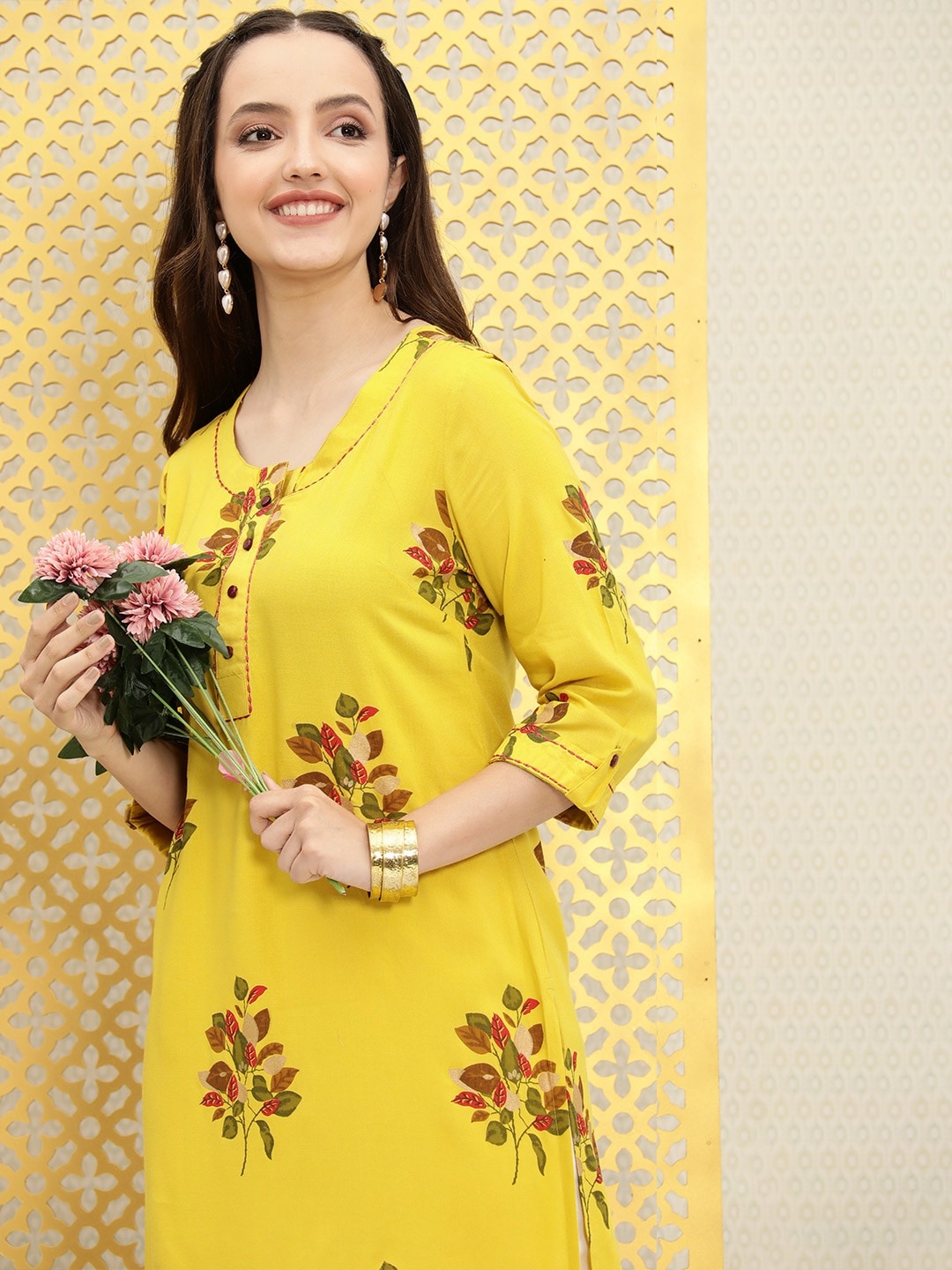 

Ode by House of Pataudi Women Yellow & Green Floral Printed Kurta