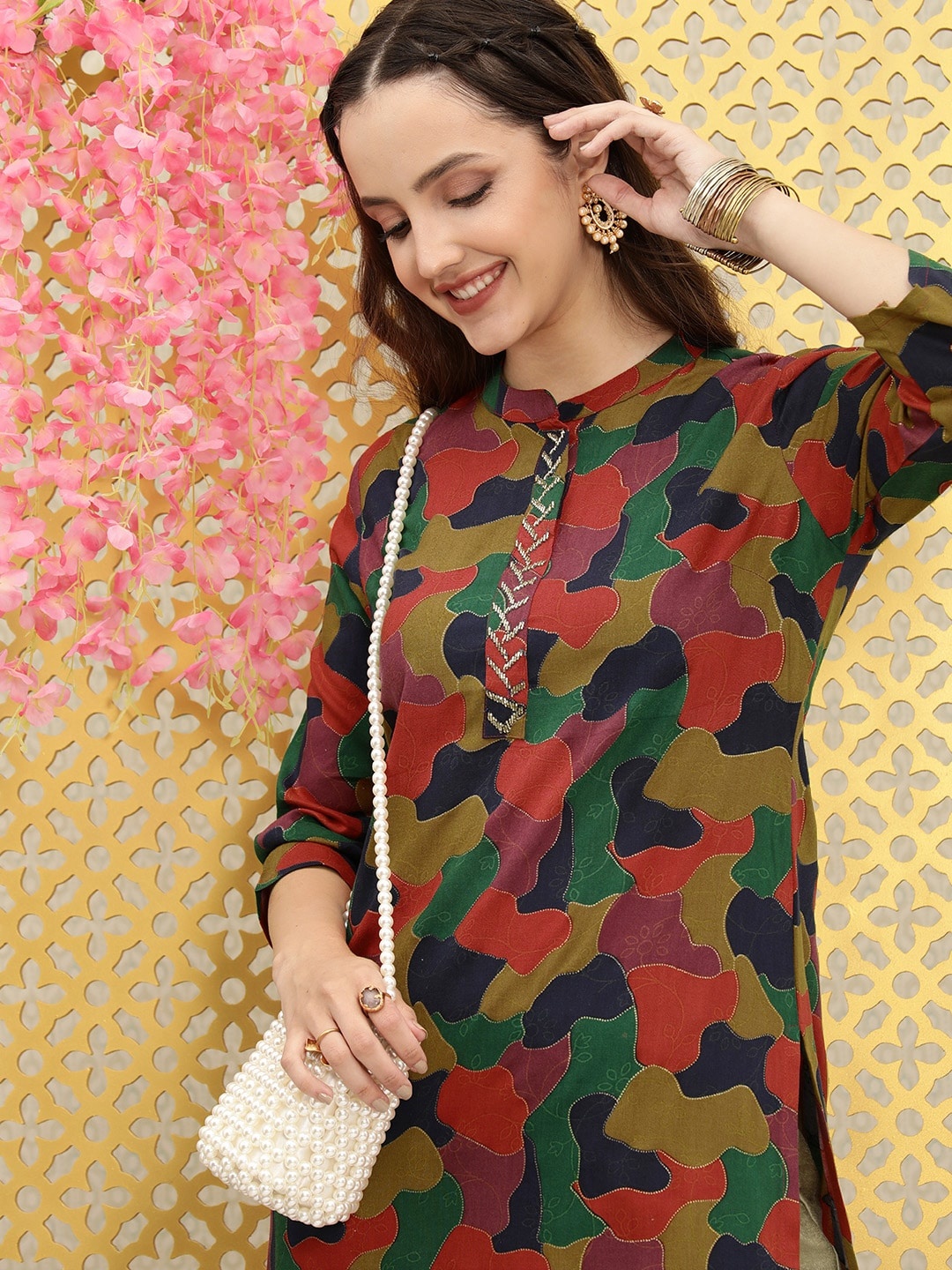 

Ode by House of Pataudi Women Multicoloured Abstract Printed A-Line Kurta, Multi