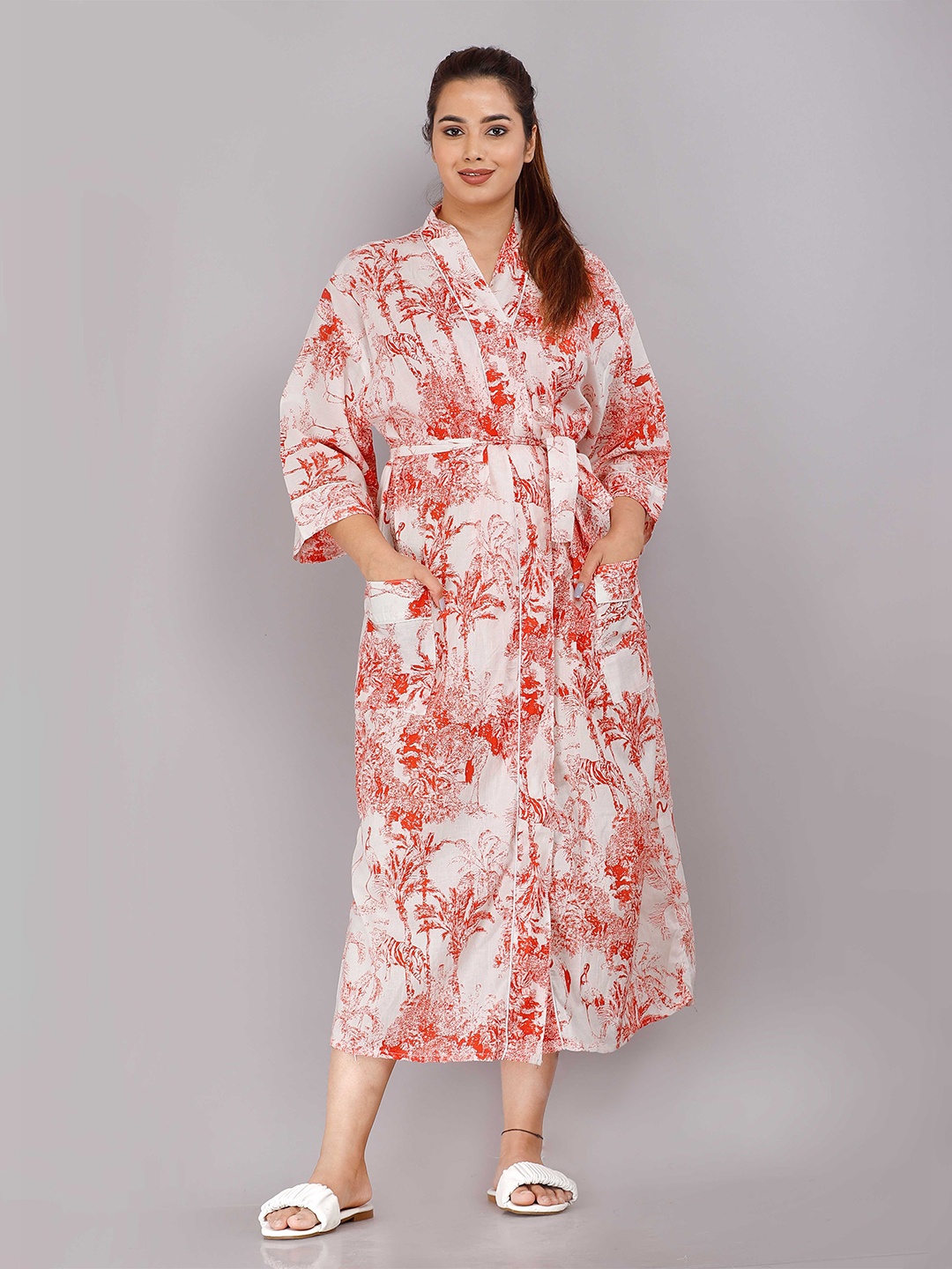 

SHOOLIN Women Red Printed Nightdress