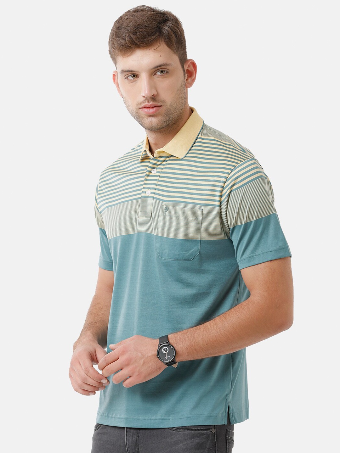 

Classic Polo Men Blue Colourblocked Polo Collar T-shirt