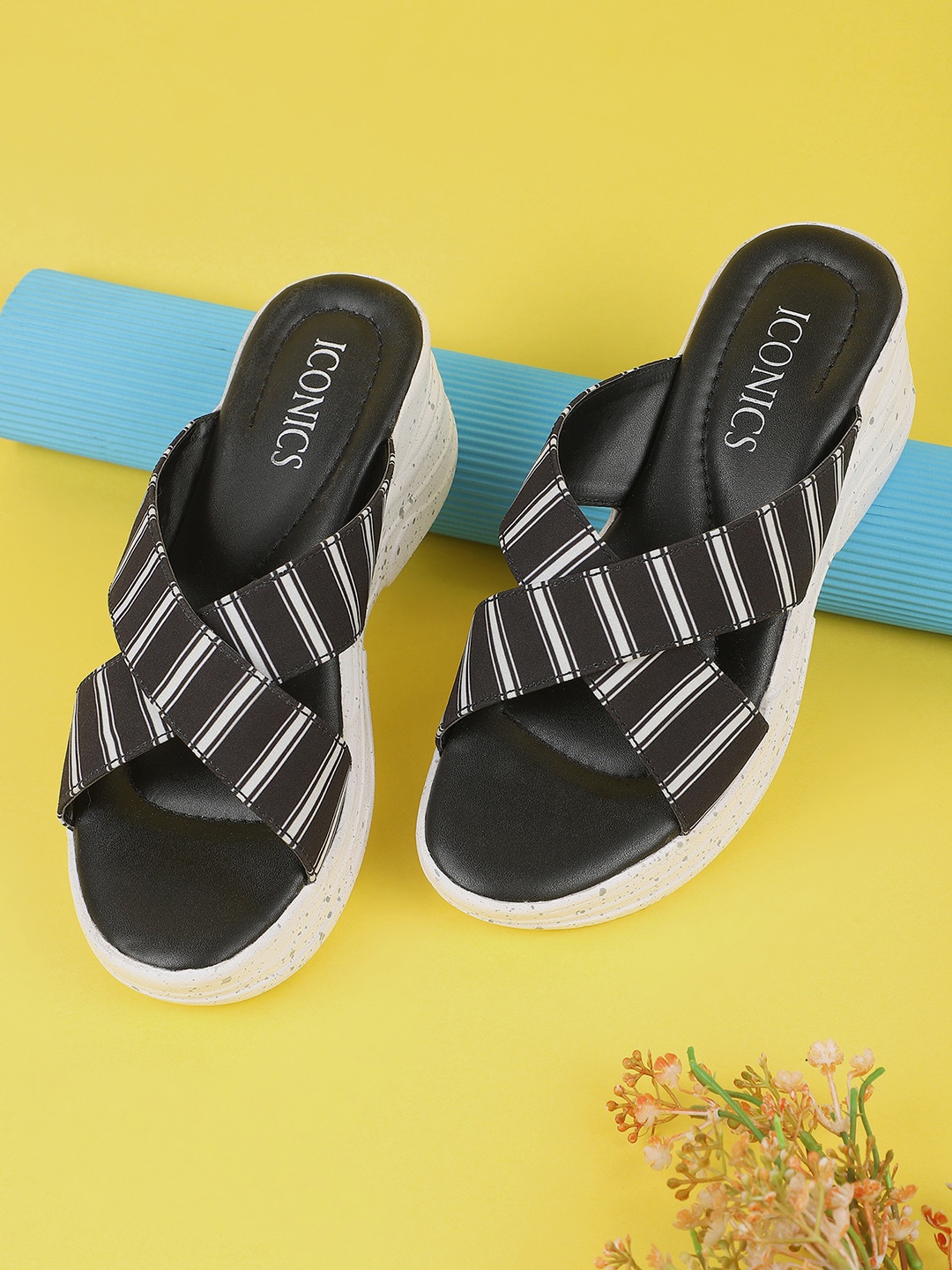

ICONICS Black Striped Wedge Sandals with Buckles