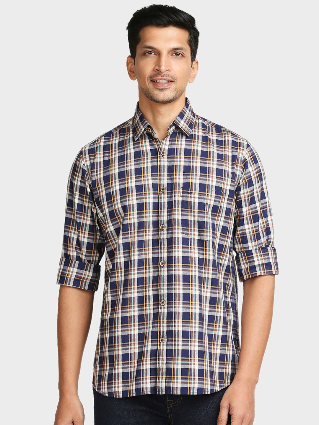 

ColorPlus Men Navy Blue Tailored Fit Checked Casual Shirt