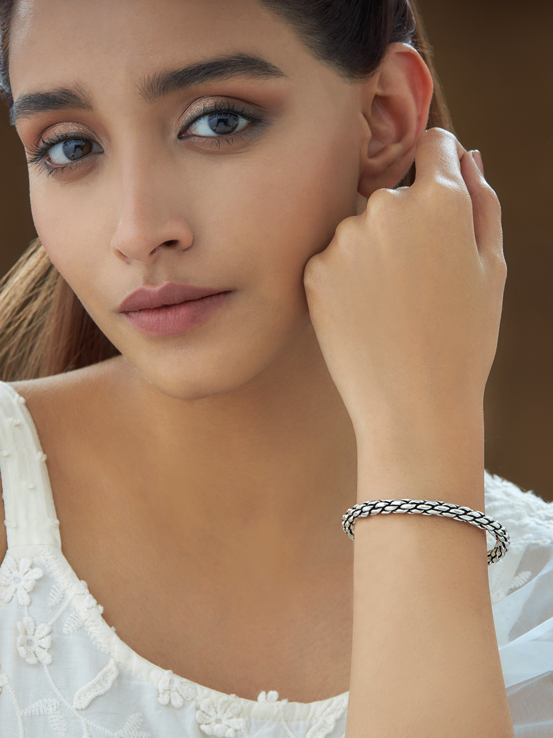 

Kushals Fashion Jewellery 92.5 Silver Textured Adjustable Bangle