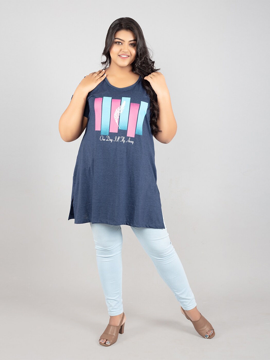 

CUPID Blue Plus Size Print Longline Top