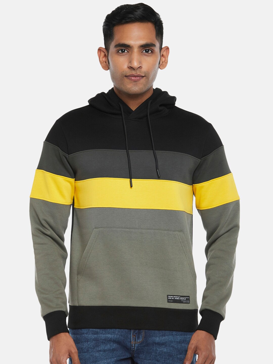 

People Men Grey Colourblocked Sweatshirt