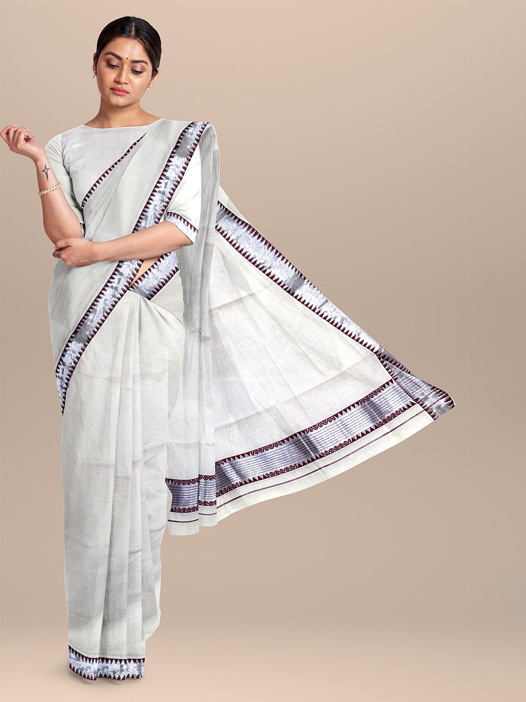 

The Chennai Silks Off White & Purple Woven Design Pure Cotton Kasavu Saree