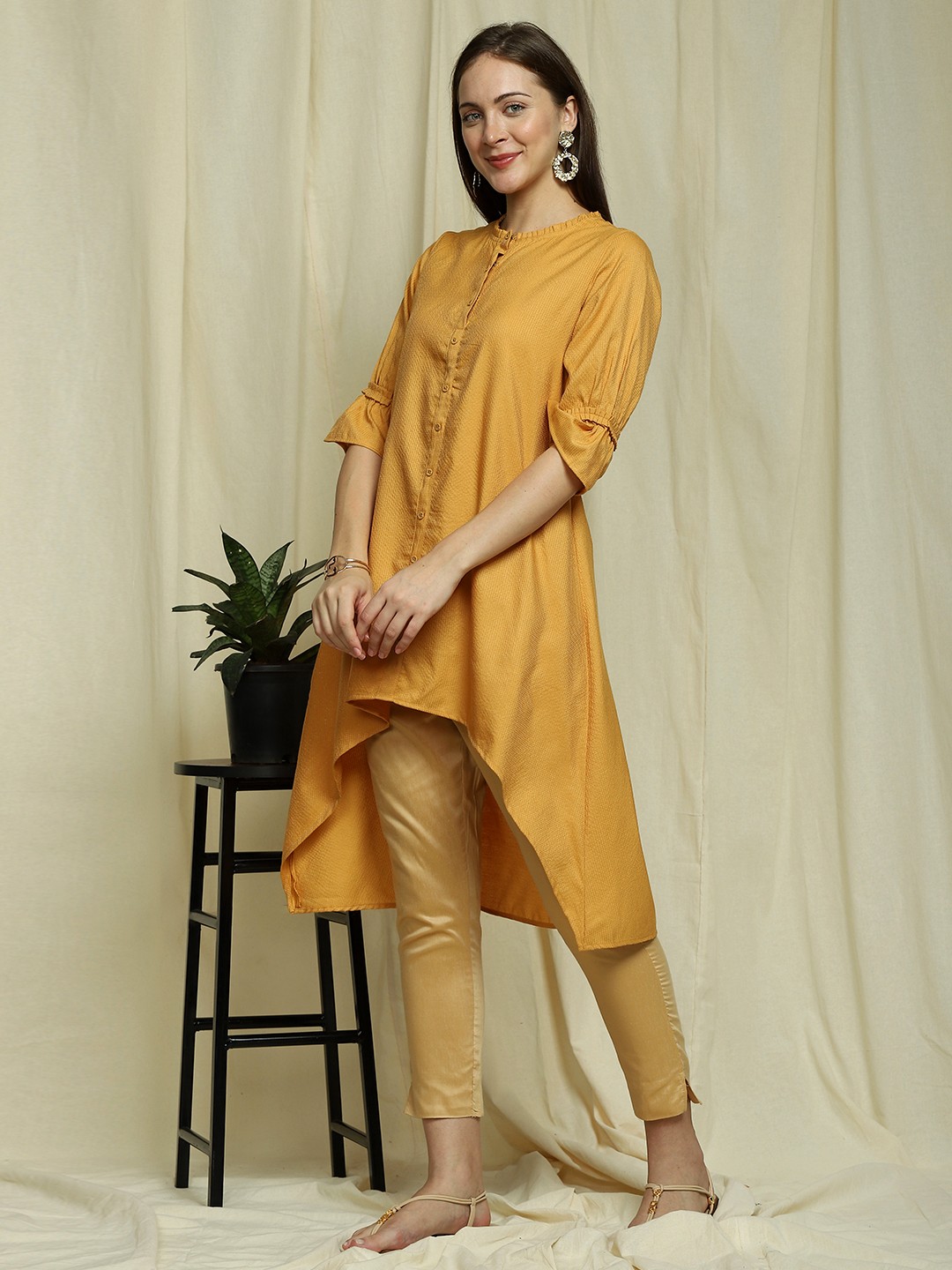 

Indifusion Yellow Self-design High-Low Longline Top